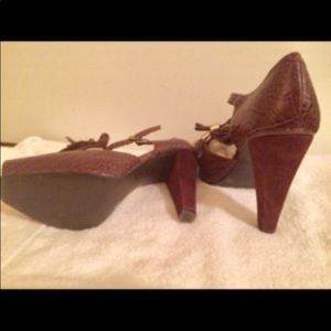 Authentic BCBG peep toe shoe.